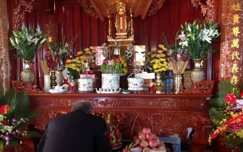 Cách đặt bàn thờ bên nội bên ngoại